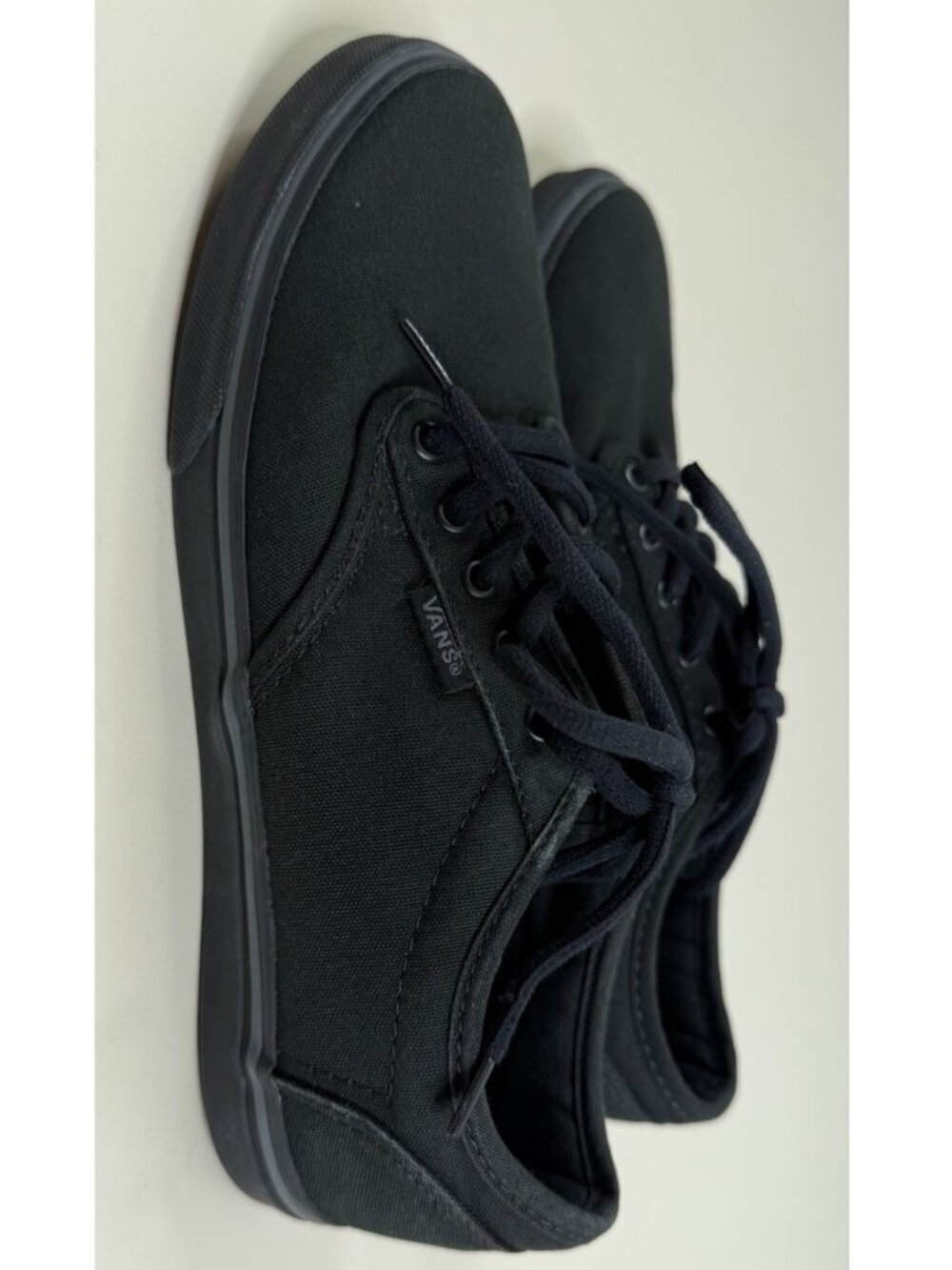 Vans Sz 6 Women's Triple Black Low Lace Up Skate Shoes Atwood Gently Worn EUC